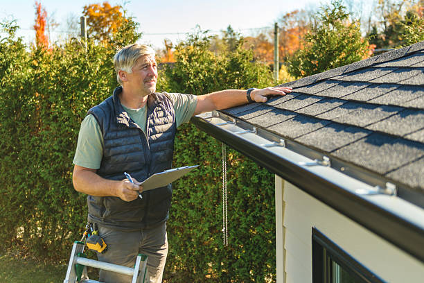 Professional Roofing technician working in Ripplemead, VA